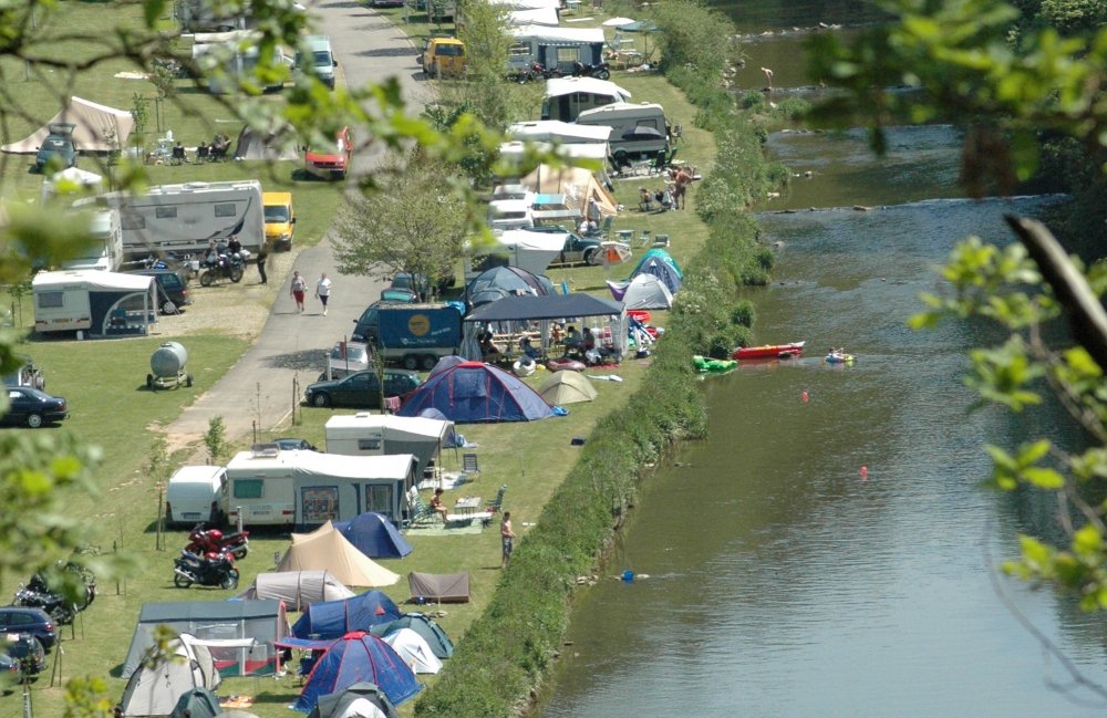 dachzelt campingplatz Van-Haltestelle Camping Anhnger mit Dachzelt  VAN-HALTESTELLE